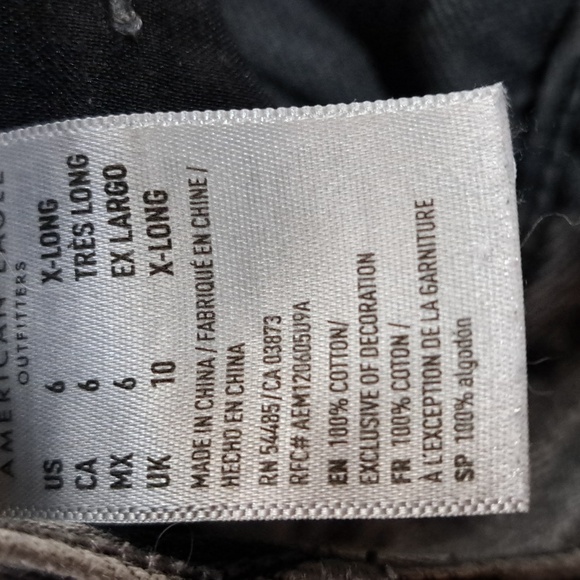 American Eagle DISTRESSED Jean - Picture 8 of 8